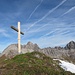 Die Rothornspitze ist durch ein nur kleines, ziemlich neues Kreuz markiert; aber sie ist ein ganz hervorragender Aussichtspunkt.