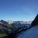 Grandioses Panorama das spätherbstliche (frühwinterliche?) Lechquellengebirge unterhalb der schattigen Galtthorn-Nordflanke.