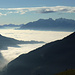 Nebulöser Abschluss - Fahrt zurück in den "Nebel des Grauens" (Halloween) - über dem Rheintal der Alpstein.
