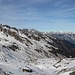 Blick hinaus und hinüber zur Nordkette, links das <a href="http://www.hikr.org/tour/post42582.html">Rosenjoch</a>