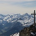 toller Blick in die Stubaier, links vom Kreuz der <a href="http://www.hikr.org/tour/post28603.html">Habicht</a>