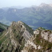 Blick in die Freiburger Voralpen. Im Vordergrund Grand Sex 1998m  und Vanil Blanc 1828 m (links)