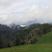 Tössstock und Hüttchopf liegen bloss einen Kilometer entfernt, doch dazwischen befindet sich die Tössscheide, sprich 400m Auf- und Abstieg.