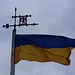 Die Fahne der Ukraine weht auf dem Високий Замок (Vysokyj Zamok; 413m).