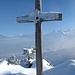 Gipfelkreuz mit Berner Hochalpen.