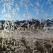 Brr! Eiskristalle auf einem Fenster der Gamplüt-Bergbahn