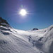 Tautologia: il blu del cielo invernale lo si trova solo in inverno...