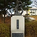 eine Statue vor dem National Theater of Korea