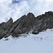 Verlaufen kann man sich bei dieser Tour nicht - rechts und links hats solche Felsen