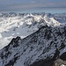 Gipfelaussicht vom Pizzo Centrale (2999,3m) vorbei am Vorgipfel P.2986m nach Osten.