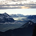 Militärflugplatz Buochs, vorne Bürgenstock, hinten links Stanserhorn. Faszinierende Lichtspiele mit Sonne, Wolken und Nebel.