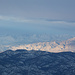 Berge in der Sonne und im Schatten