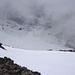Reissend Nollen (3003m): Tiefblick vom Gipfel.