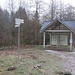 Wegweiser beim ehemaligen Bad Boll