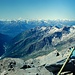 Blick zu den Walliser Alpen. Ganz rechts der Mont Blanc.
