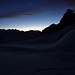 Und dann wurde es Nacht. Während im Skigebiet die Pisten für den nächsten Tag präpariert wurden, wurde es um uns herum dunkel und kühl.