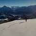 [u 83_Stefan] zurück auf dem Aufstiegsrücken, mit Blick auf die Lechtaler Alpen.