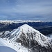 Am Gipfel angekommen zieht es sich dahin, das Karwendel.