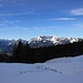 Blick von (geschlossenem) Berggasthaus Holzalmhaus nach Norden in die Brandenberger Alpen.