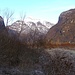 Flusslauf der Maggia bei Someo am Morgen des 8. Januar 2014
