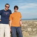 Gipfelfoto mit Martin und Marc auf der Burg Hohentwiel, hinten der Bodensee