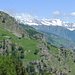 Blick auf Jungu - im Hintergrund Berner Alpen
