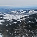 Blick über die Gipfelwechte hinweg zum malerischen Ägerithal und -see und zur Albis-Kette