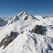 Blick hinüber zum Rotentalhorn, welches mit Ski bestigen werden kann, links das Tal hoch und von der "Rückseite" auf den Gipfel