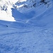 Blick vom unteren Skidepot in den 'flachen' Teil des Schlußhangs.