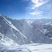 Das Wetter und die Aussicht sind traumhaft, aber der Wind bläst ordentlich.