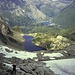 im Block- und Geröllhang unterhalb der Scharte 2797 m, unten Lago Nero (2428 m) und Lago di Morasco (1815 m)