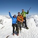 Gemeinsam zum Gipfel - ein unbeschreibliches Gefühl! [u bombo], [u joerg] und [u schlumpf] auf dem höchsten Punkt des Finsteraarhorns 4274m