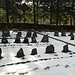 Idyllisch gelegener Waldfriedhof beim Kloster