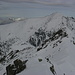 Blick von der Hinteren zur Vorderen Karlesspitze und zum Seitengipfel der Hinteren Karlesspitze (re)