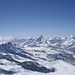 Wunderbare Walliser Bergwelt: In der Bildmitte der wohl formtechnisch ästhetisch schönste Berg, - das Matterhorn.