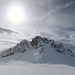 Amselflue - mächtige Schneefahnen zeugen vom starken Wind, der über die Gipfel und Grate bläst