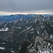 Blick über Hochsal- und Haidwand in die Chiemgauer Alpen.