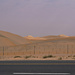 Knapp 50 km hinter Ghayathi wechselt plötzlich das Aussehen der Landschaft... endlose Landschaften mit Sanddünen prägen nun das Bild bis zur Liwa Oase knapp 100 Straßen-km weiter.