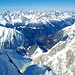 Tiefblick vom Oberalpstock ins Urner Reusstal