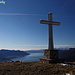 Monte Cadrigna, la croce si affaccia sul Lago Maggiore (Italia)