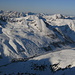 Blick vom Gipfel des Zwölferkogels nach Kühtai und zum höchsten Gipfel der Stubaier Alpen südlich des Sellrains, dem Rietzer Grieskogel.