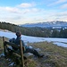 auf dem Weg sind immer wieder Bänke die zum Rasten und Aussicht geniessen einladen
