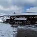 August 2011: Die Memminger Hütte im Schnee!