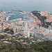 Im Aufstieg zum Tête de Chien - Über quasi wilde Berghänge und die ländlichen Grundstücke von La Turbie geht der Blick einmal mehr auf das dicht bebaute Monaco.