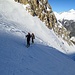 Langsam erreichen wir die sonnigen Hänge.