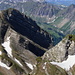 Looking down to the close neighbors Rossalpelispitz  and Zindlenspitz from Brünnelistock 