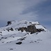 auf dem Steghorngletscher - der massive Gipfelaufbau vor uns