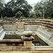 Gut erhaltenes Bad in Anuradhapura