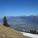 Mittagsrast mit Aussicht auf das Rheintal Richtung Liechtenstein 