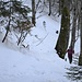 Die Schneehöhe nimmt zu, immer wieder müssen kleine Lawinenkegel überwunden werden